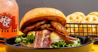 LOL Burger Bar