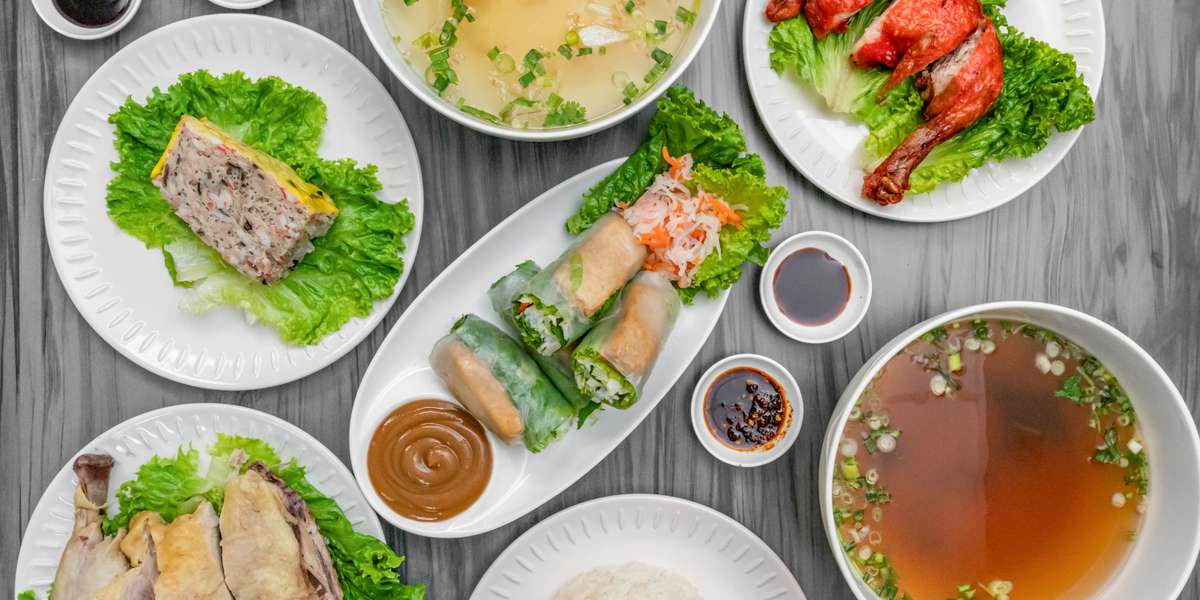 Pho Huyen & Banh Mi