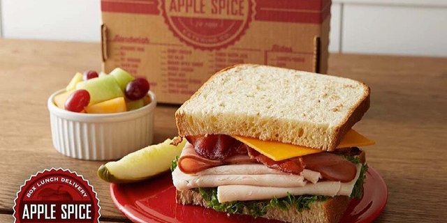 Deluxe Boxed Lunch
