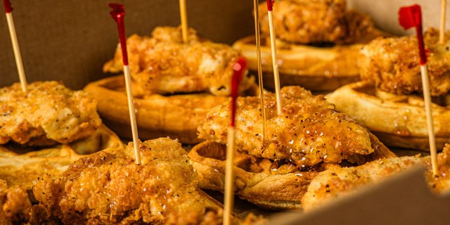Chicken & Waffle Bites Box