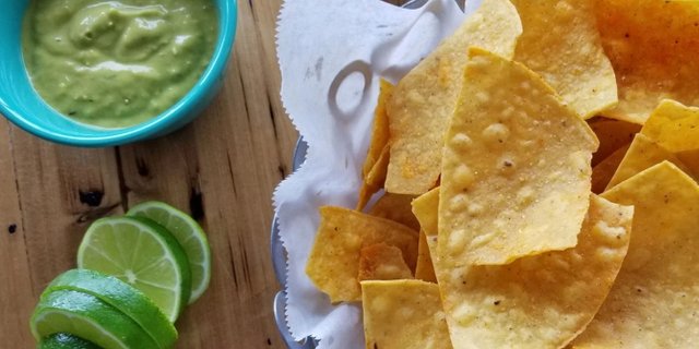 Chips & Salsas