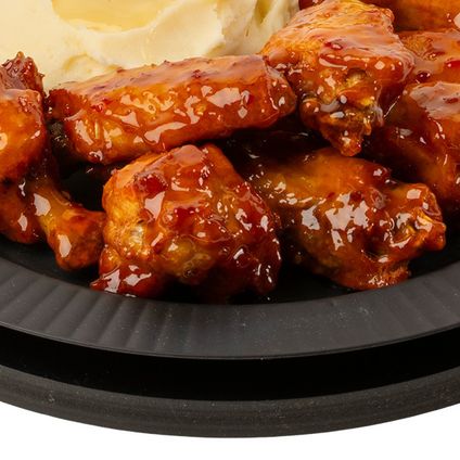 8 Traditional Wings Combo Boxed Meal