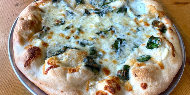 Spinach White Pizza