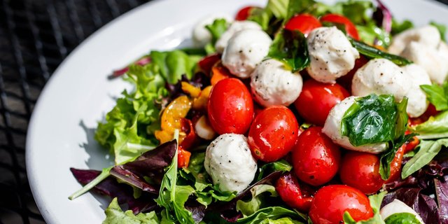 Caprese Pasta Salad Bowl