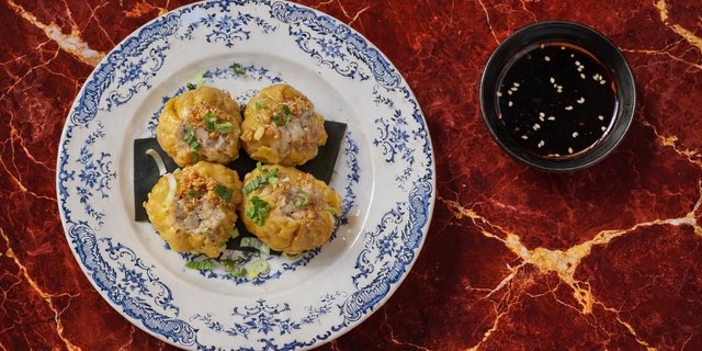 Kanom Jeep Shrimp Dumplings