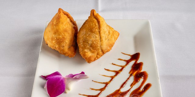 Potato & Pea Samosas