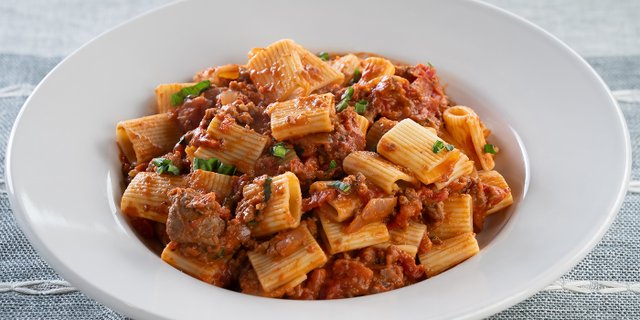 Rigatoni Bolognese