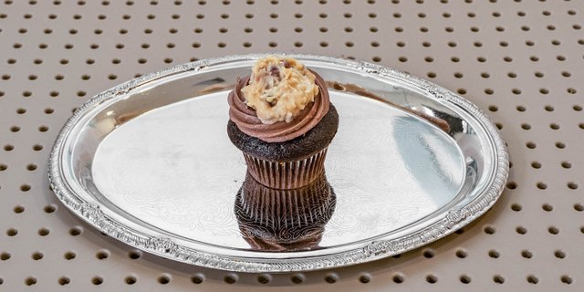 The Grandfather Clock Cupcake