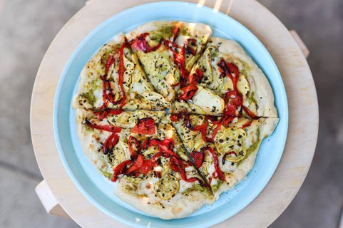 10" Mediterranean Pizza