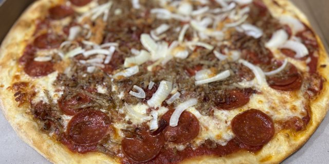 Planet Five Combo Pizza