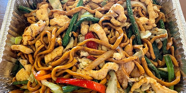 Shanghai Chicken Fried Noodle Party Tray