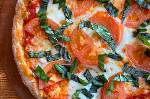10" Gluten-Free Margherita Pizza
