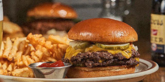 Lights Out Burger & Fries Pack