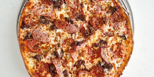 Get Meaty Cauliflower Crust Pizza