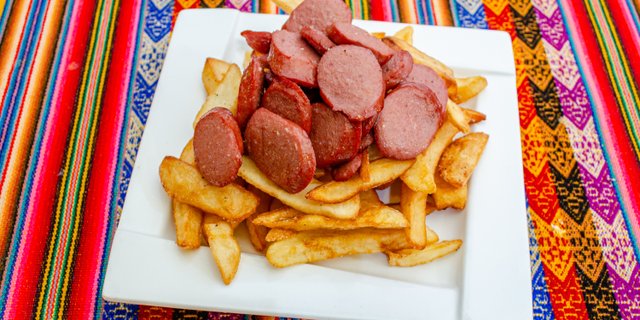 Salchipapas