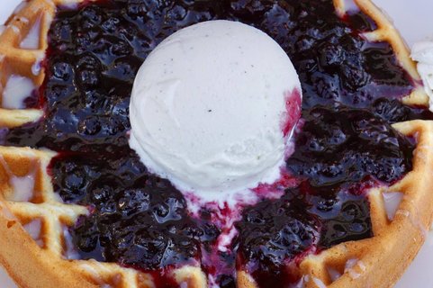 Mixed Berries Sauce Waffles