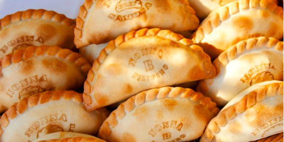 12 Empanadas