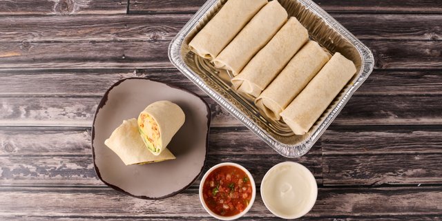 Create-Your-Own Breakfast Wrap Tray