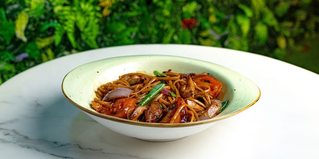 Chicken Tallarin Saltado
