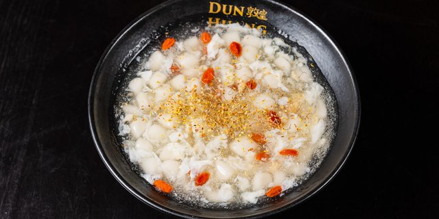 Mini Rice Balls in Sweet Soup