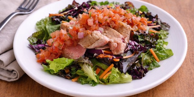 Seared Ahi Salad