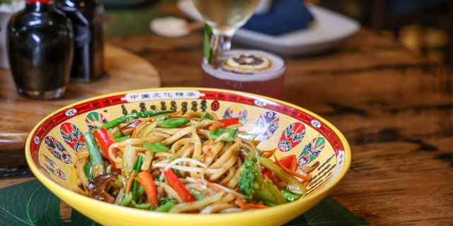 Tofu Lo Mein