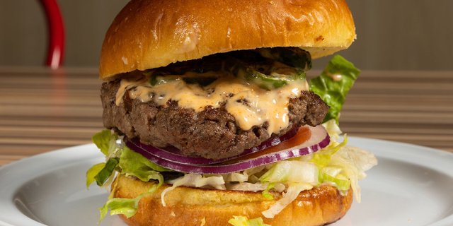El Caliente Burger