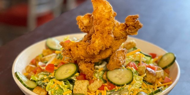 Crispy Chicken Salad