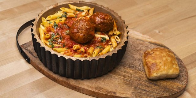 Pasta w/ Meatballs