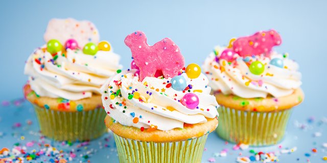 Yumfetti Cupcakes