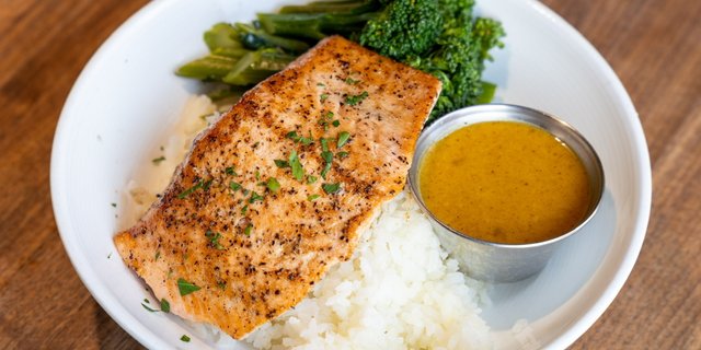 Coconut Curry Salmon