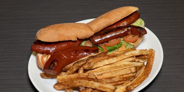 Smoked Sausage Po' Boy