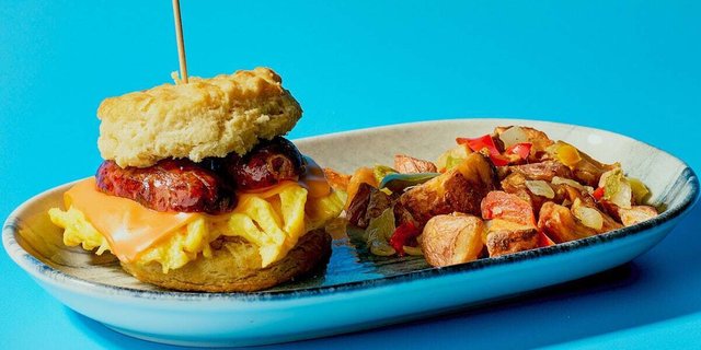 Sausage, Egg & Cheese Biscuit Sandwich Brunch Box