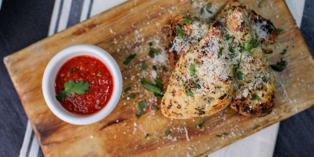 Garlic Bread Tray