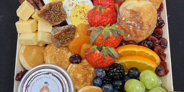 Brunch Grab & Graze