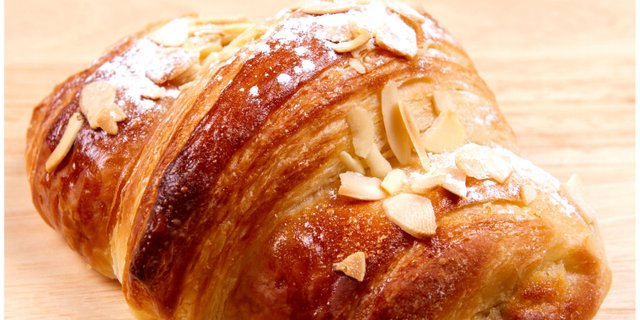 Almond Croissant