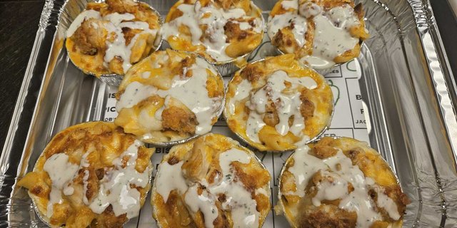 Mini Buffalo Mac & Cheese