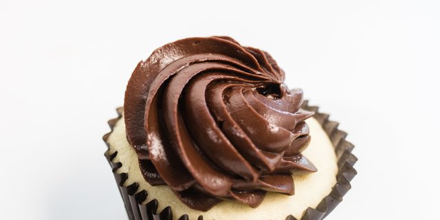 Butter Bomb Cupcake