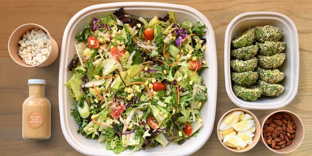 Farmhouse Cobb Salad