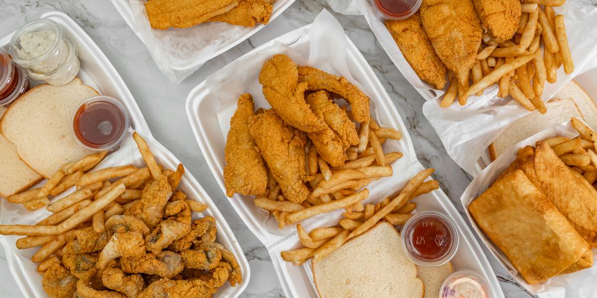 Sharks Fish & Chicken Catering in Midlothian, IL - 14640 S Cicero Ave ...