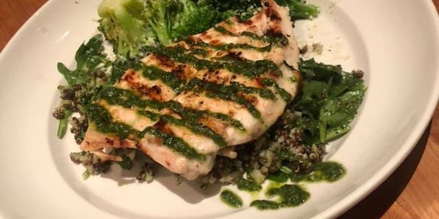 Grilled Chicken Pesto