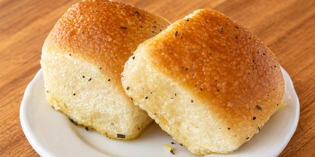Rosemary Garlic Rolls