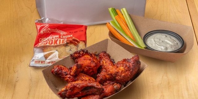 Roasted Wings Box Lunch