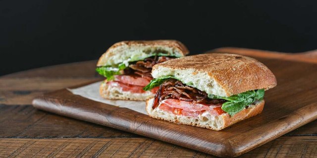 Traditional BLT