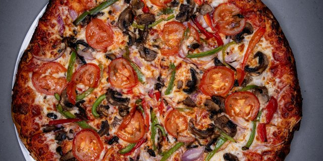 Green Jacket Pizza