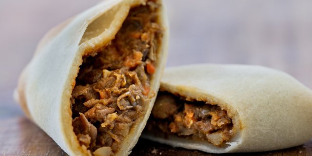 Vegan Argentine Classic w/ Lentil Empanada