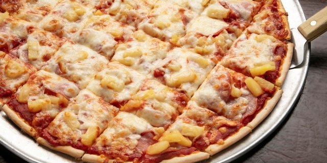 Hawaiian Pizza