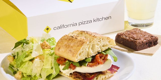 Signature Sandwich Boxed Lunch.