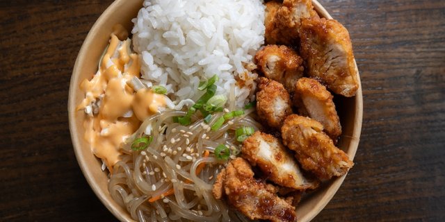K-Soy Garlic Chicken Cup Bop