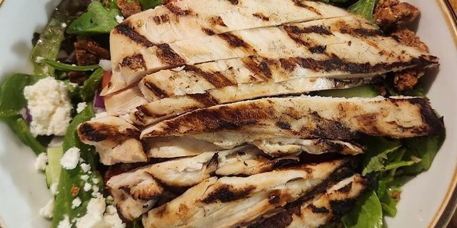 Grilled Chicken Salad